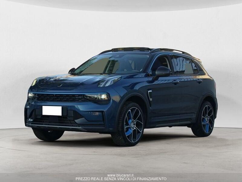 Lynk & Co 01 PHEV