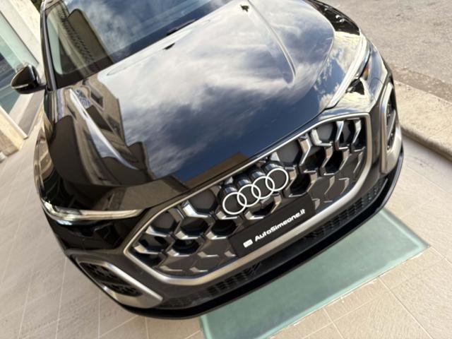 AUDI Q5 2.0 TDI mHEV+ S tronic quattro S line edition.