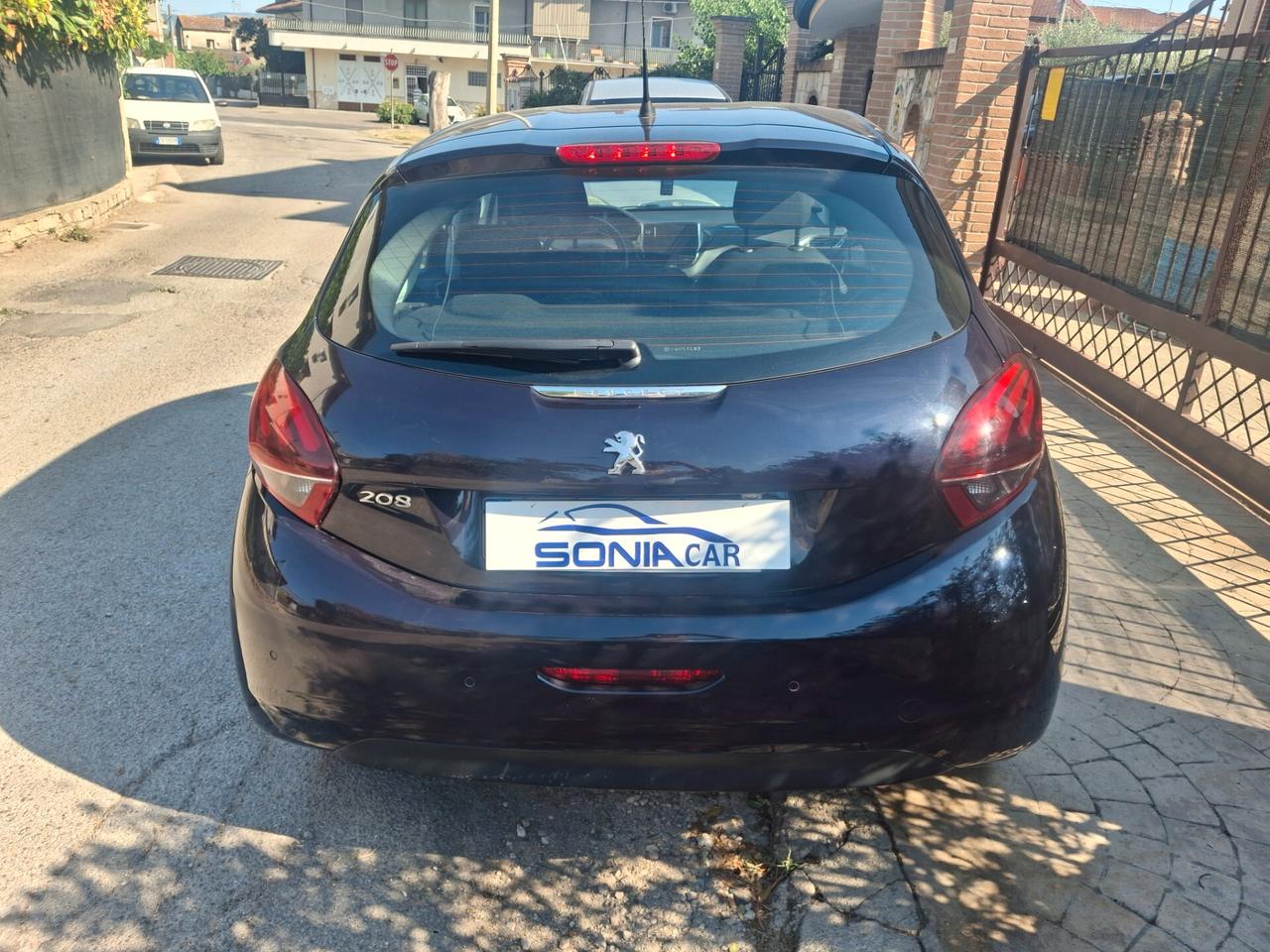 Peugeot 208 BlueHDi 75 5 porte Allure Neopatentati