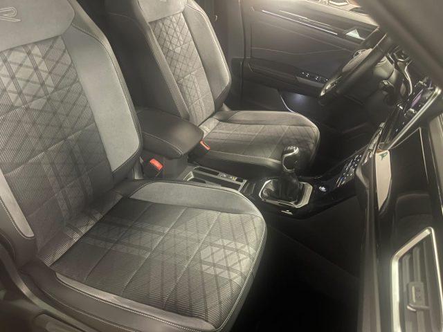 VOLKSWAGEN T-Roc 1.0 TSI R-Line LED VIDEO