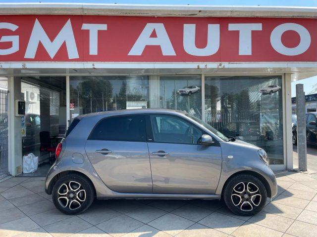 SMART ForFour 0.9 90CV PASSION TWINAMIC NAVI LED CERCHI 15 PRIME