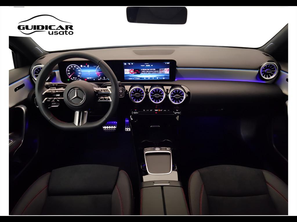 Mercedes-Benz Classe A - W177 2023 - A 180 d AMG Line Advanced Plus auto
