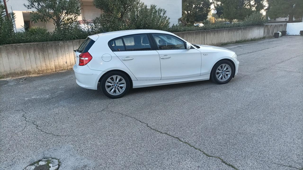 Bmw 116 116d 2.0 116CV cat 5 porte Attiva DPF