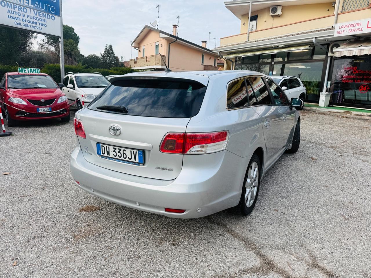 Toyota Avensis 2.2 D-Cat aut. Wagon Executive E5A