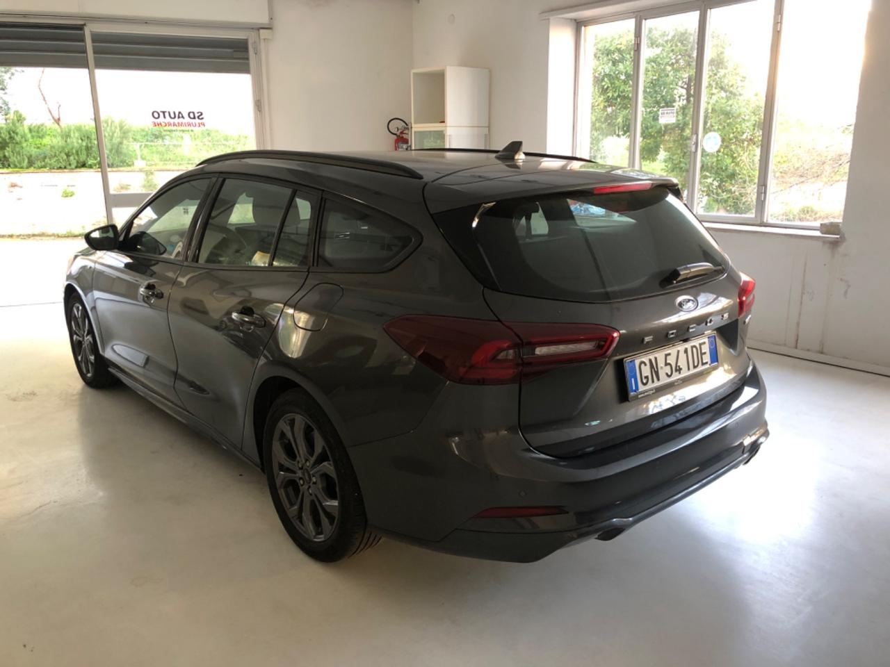 Ford Focus 1.0 EcoBoost Hybrid 125 CV SW ST Line