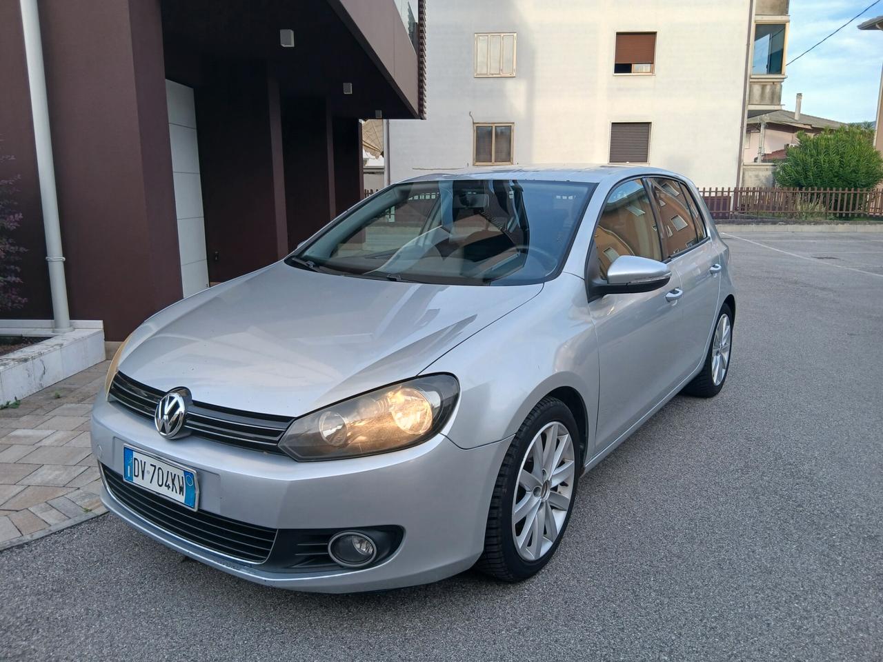 Volkswagen Golf 2.0 TDI 140CV DPF DSG 5p. Highline unico proprietario