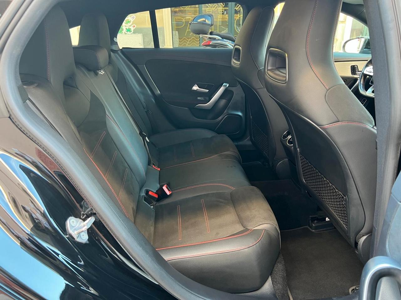 MERCEDES CLA 220D SHOOTING BRAKE PREMIUM 2.0 190CV PELLE NAVI CAM ANNO 2020