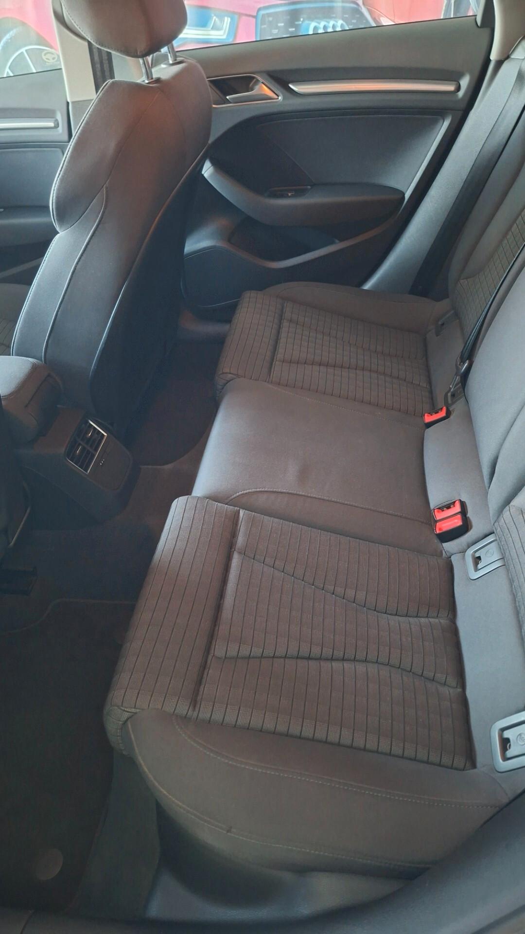 Audi A3 SPB 1.6 TDI Business