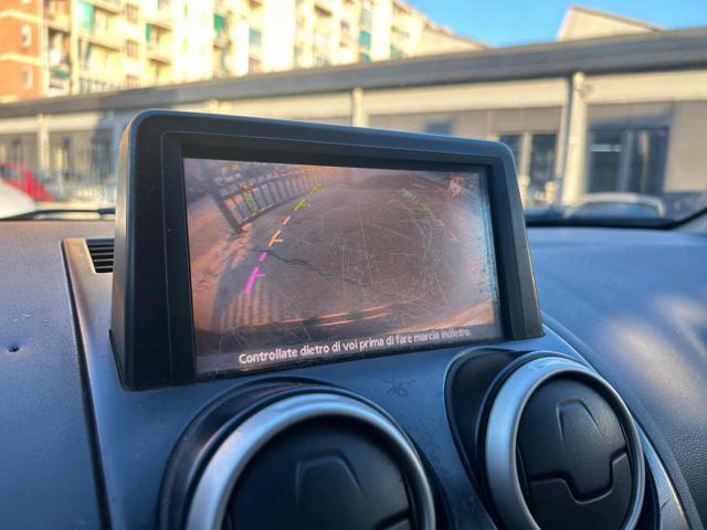 NISSAN Qashqai 2.0 dCi DPF 4WD Tekna