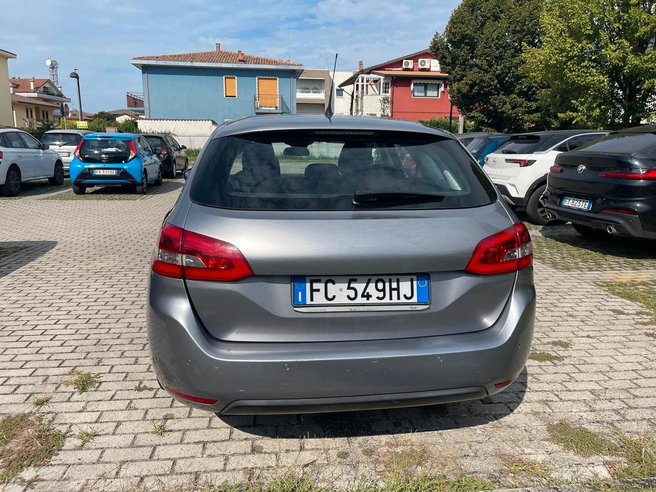 Peugeot 308 BlueHDi 120 S&S SW Business