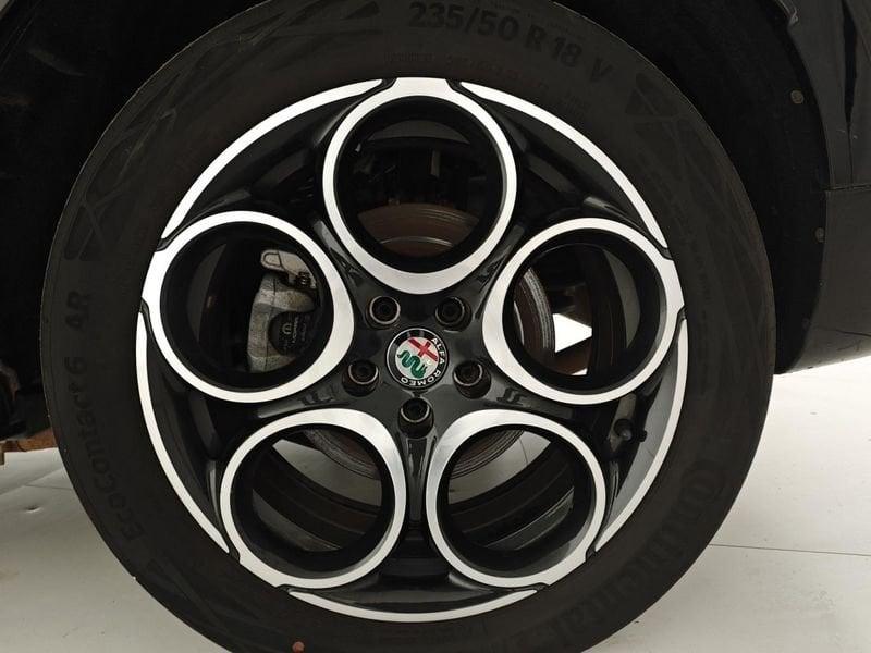 Alfa Romeo Tonale 1.3 280CV PHEV AT6 Q4 Ti