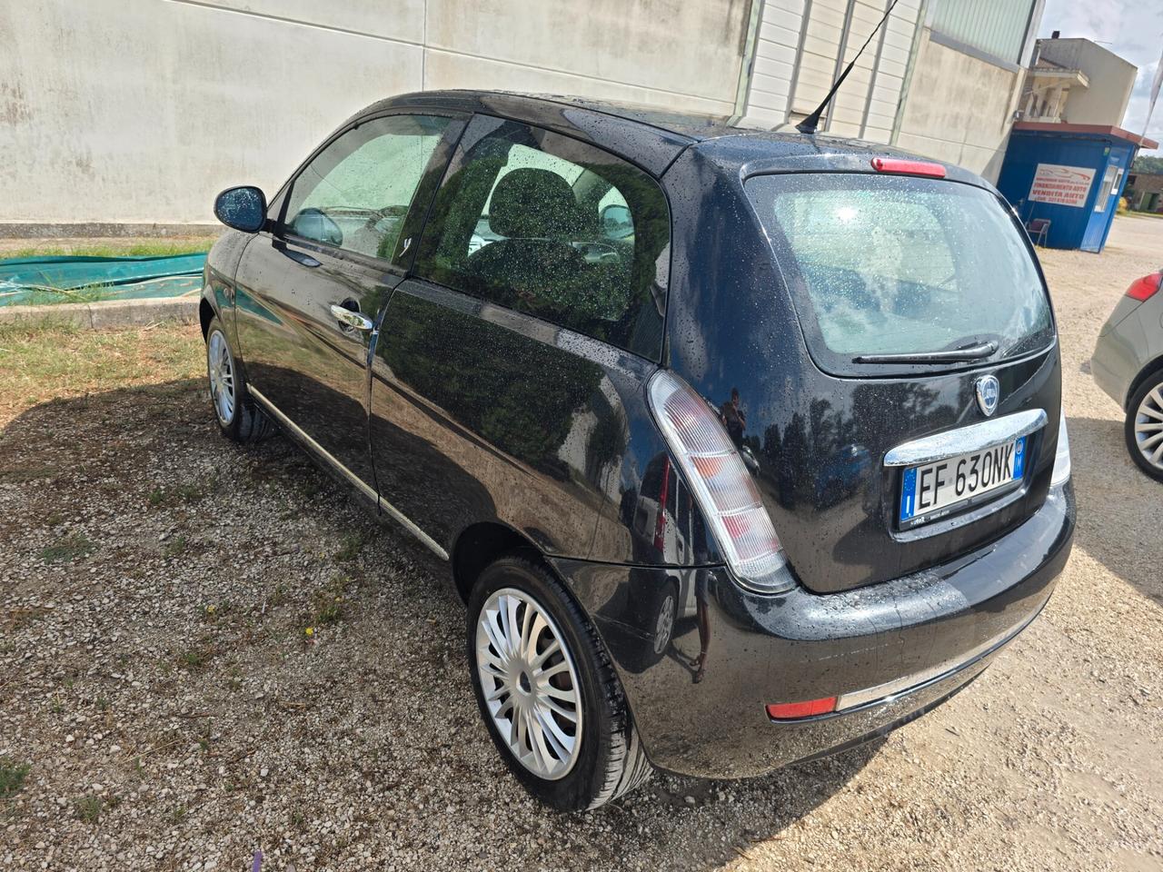 Lancia Ypsilon 1.3 MJT 75 CV Unyca 55kw