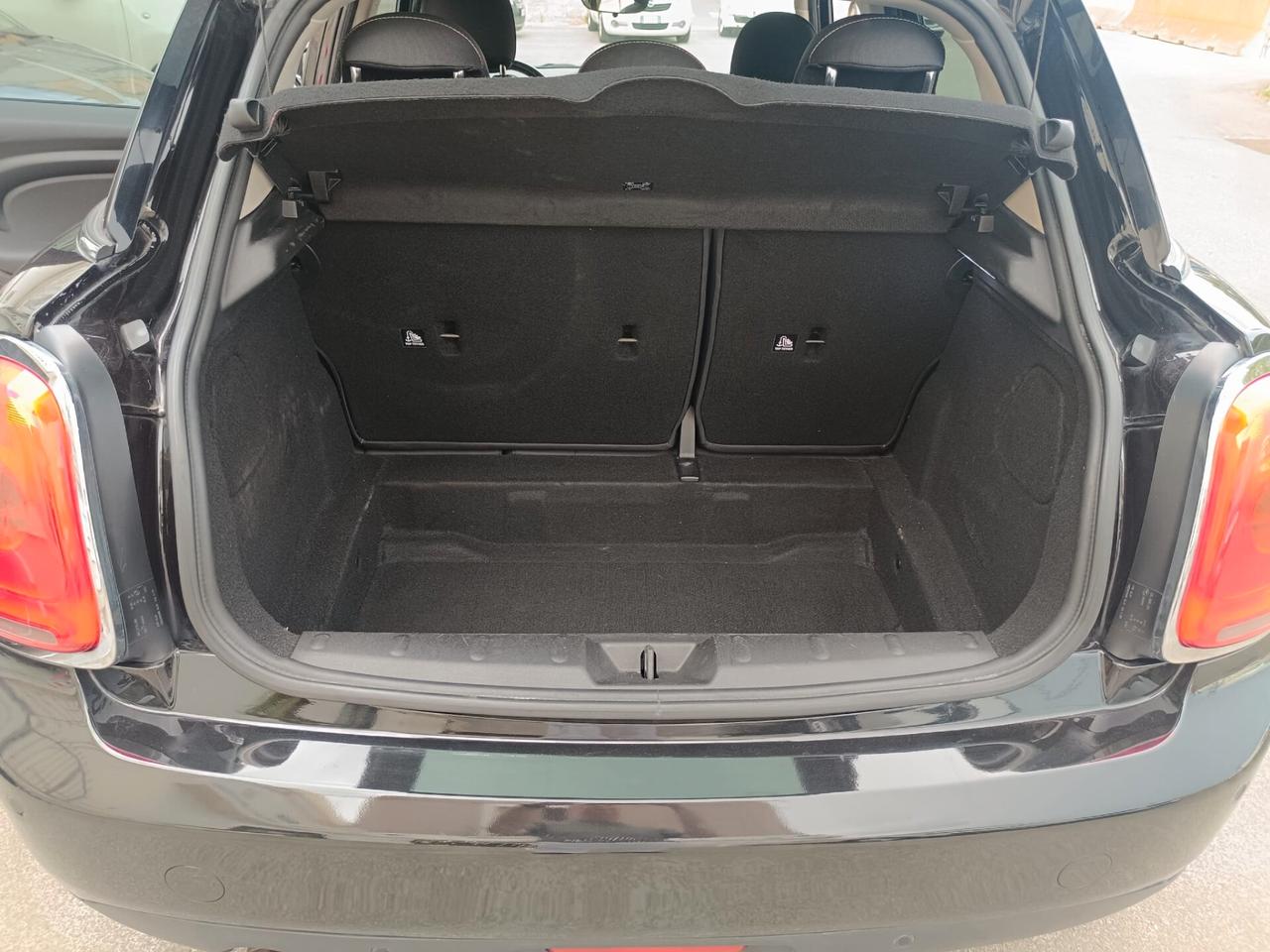 Mini Cooper D 1.5 Business XL 5 Porte