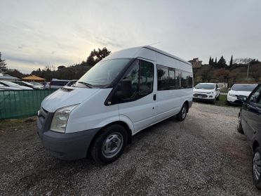 Ford transit 9 posti pedana idraulica x carrozzina