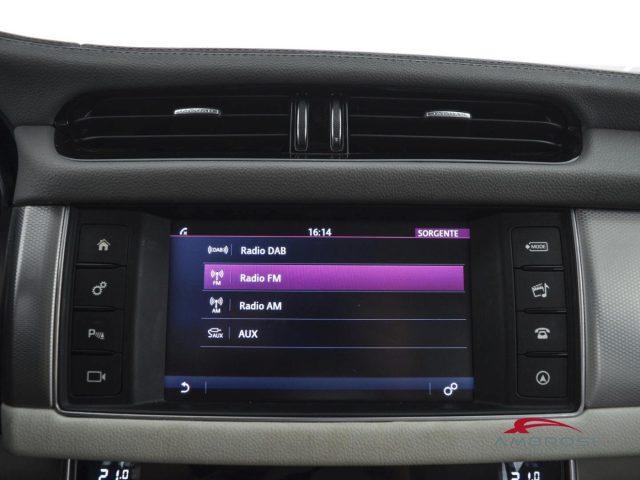 JAGUAR XF 2.0 D 240 CV AWD aut. Prestige - PER OPERATORI DEL