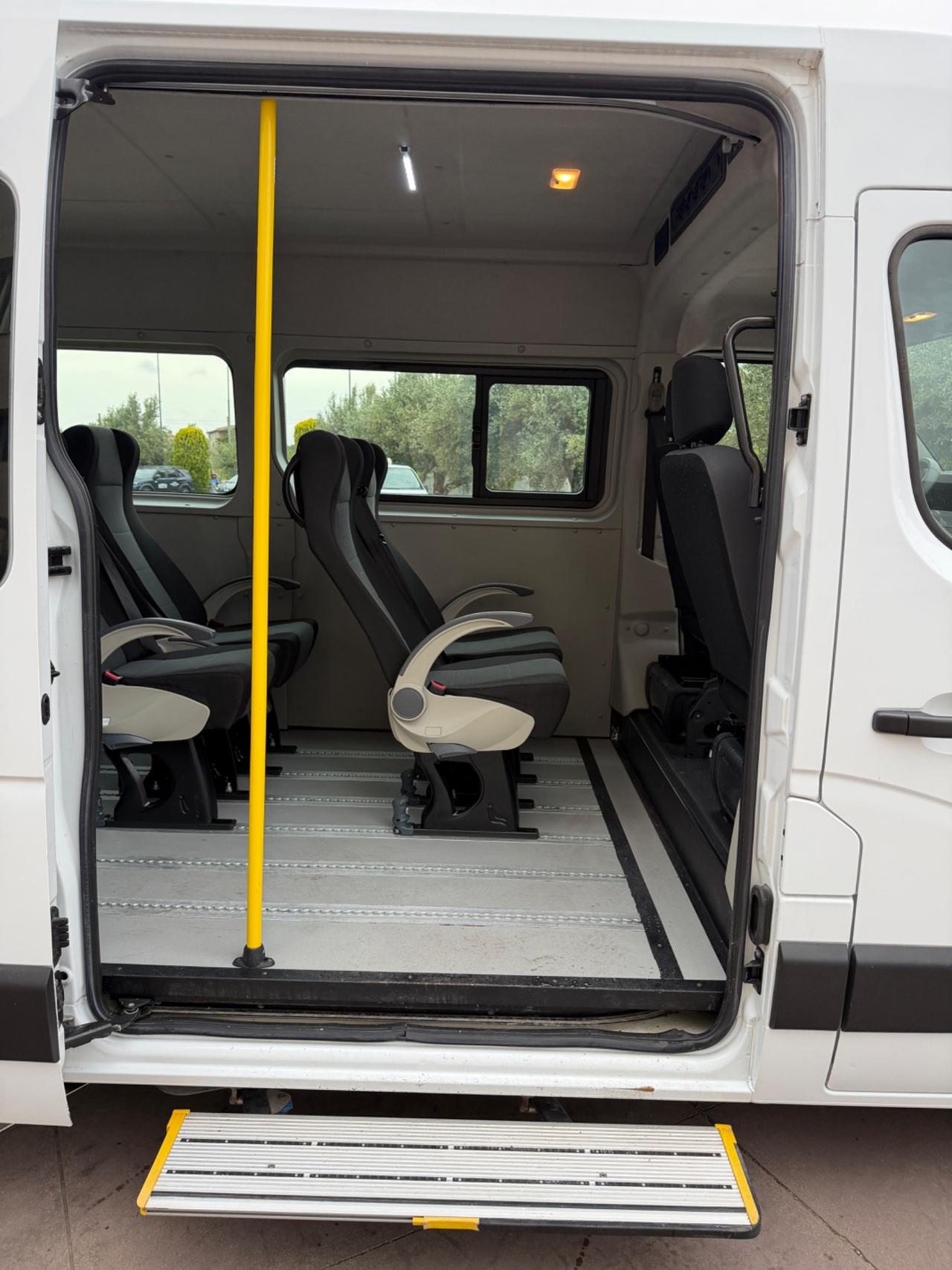 Renault Master T35 2.3 dCi 150 9 Posti Minibus