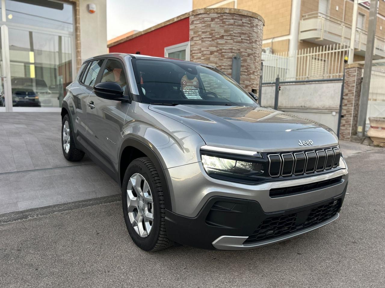 Jeep Avenger 1.2 Turbo 100 CV Altitude-2024 LED/17"/NAVI