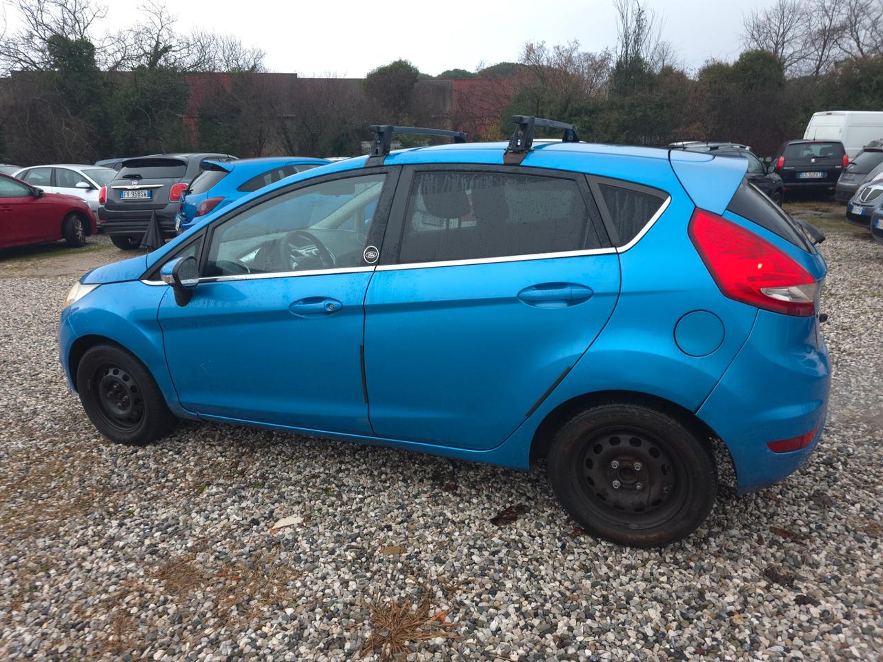Ford Fiesta 1.4 TDCi 5p. Titanium
