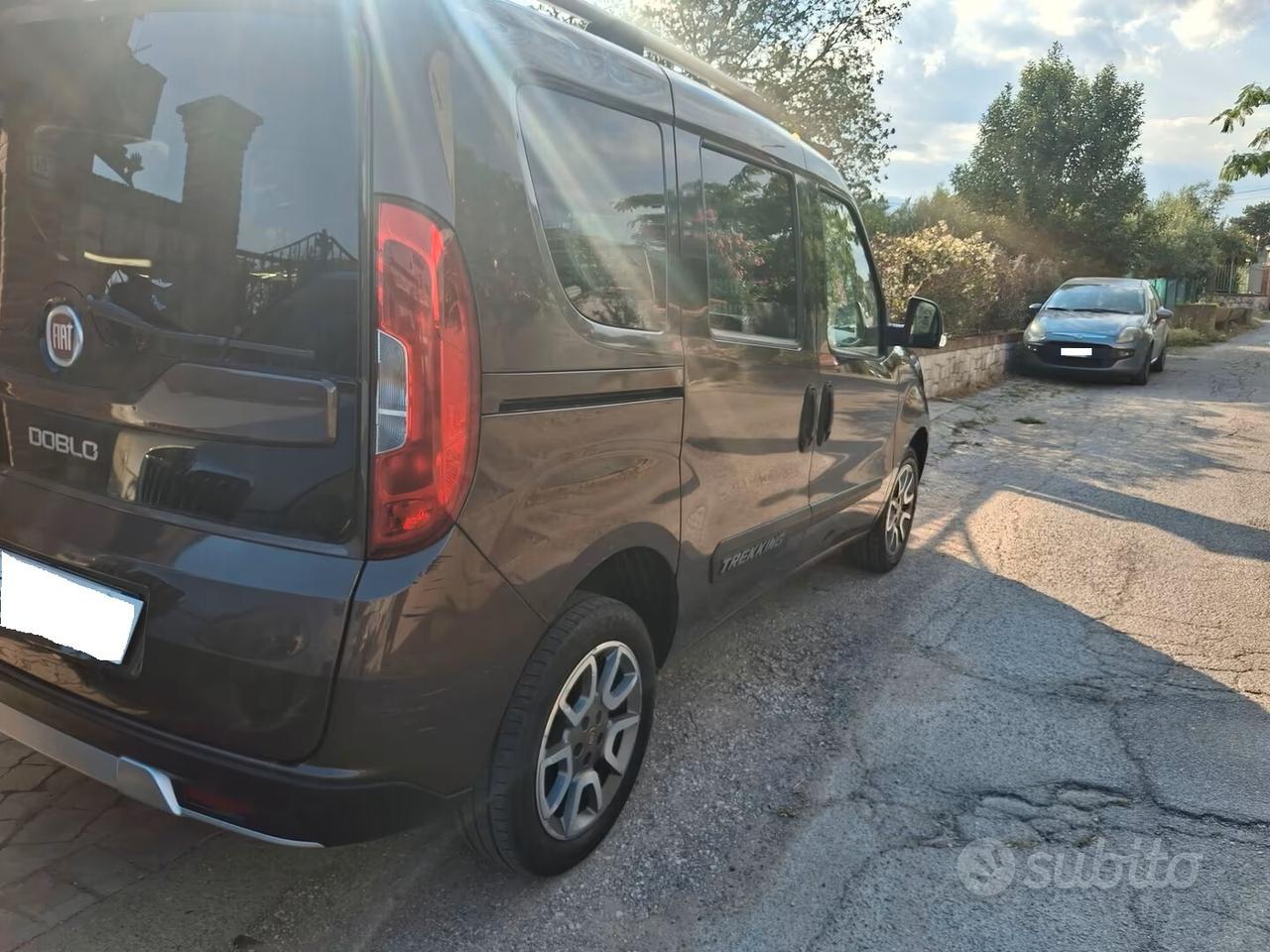 Fiat Doblò 1.6 MJT 16V 120CV Trekking 5 POSTI CLIMA CERCHI BARRE BLUETOOTH MULTIFUNZIONE PDC CRUISE