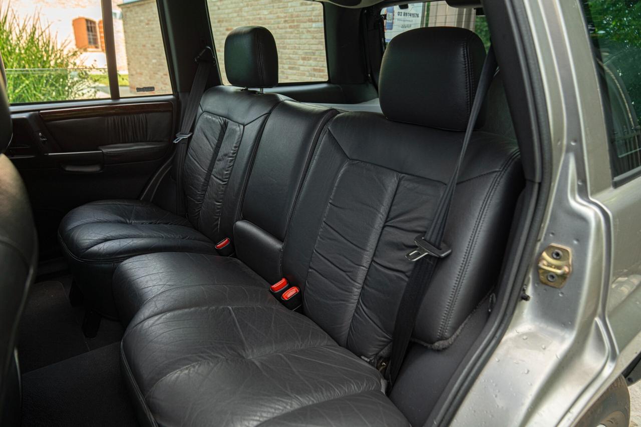 Jeep Grand Cherokee LIMITED LX 5.9 V8 - JEP00027