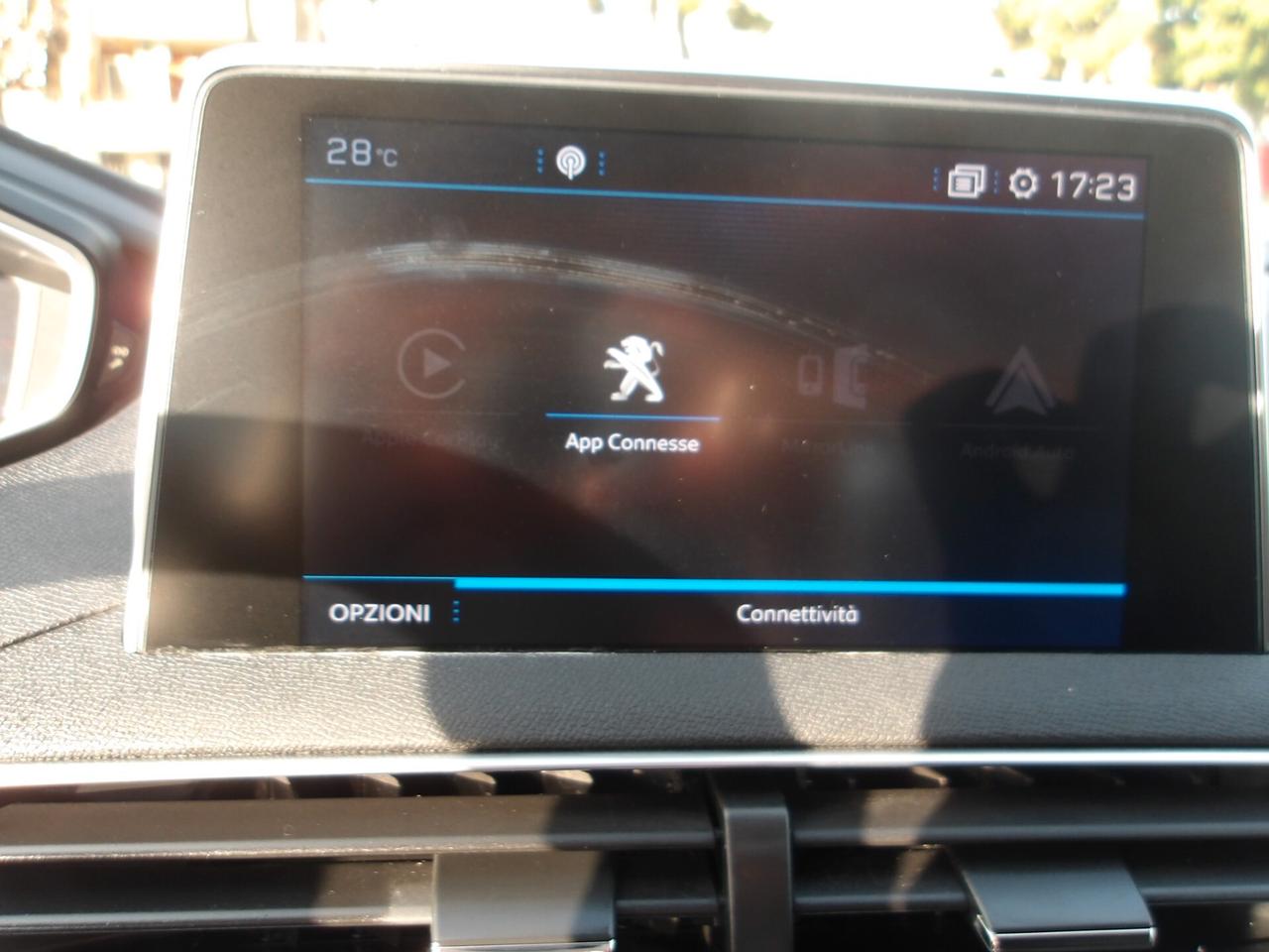 PEUGEOT 3008 1.6 TDI-GT LINE-AUTO