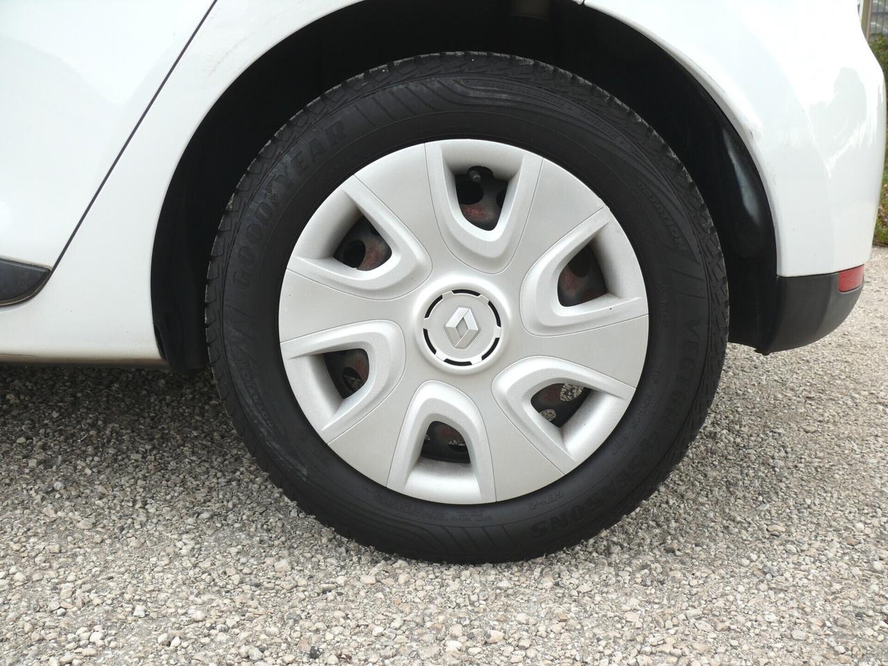 Renault Clio GPL 5 porte (M1227)