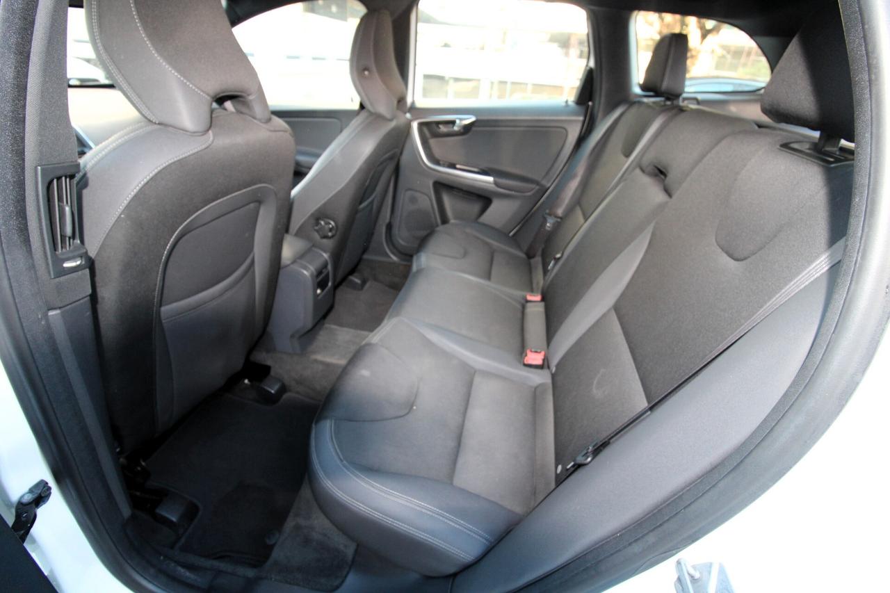 Volvo XC 60 XC60 D3 Geartronic Momentum