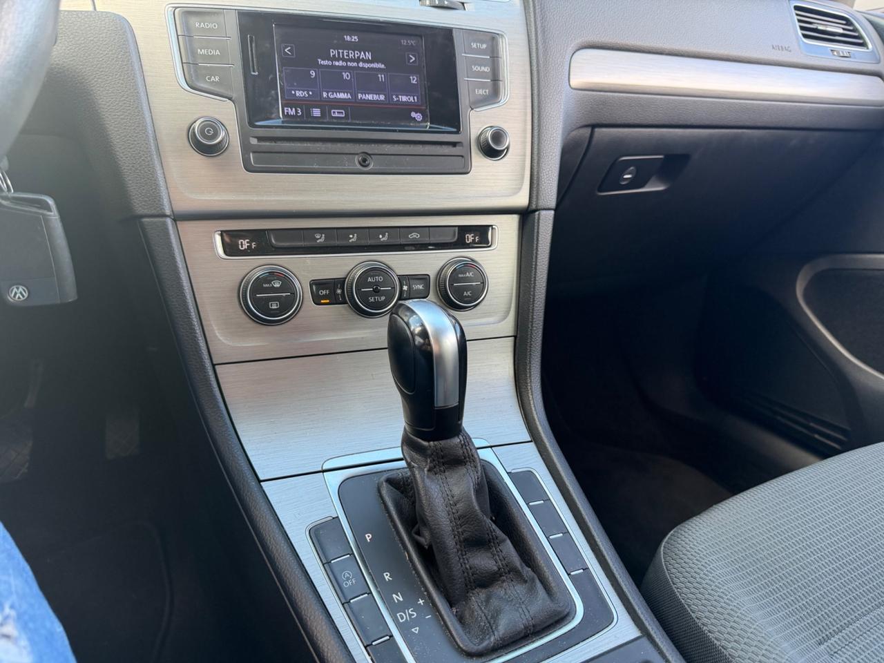 Volkswagen Golf Variant 1.6 TDI 105 CV DSG Comfortline BlueMotion Tech.