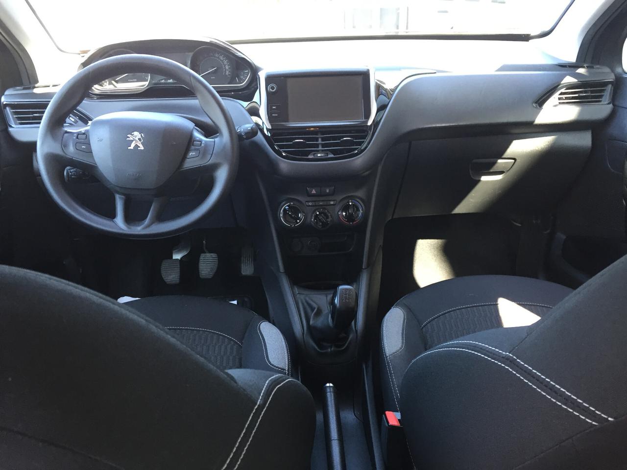Peugeot 208 PureTech 82 5 porte Active x NEOPATENTATI