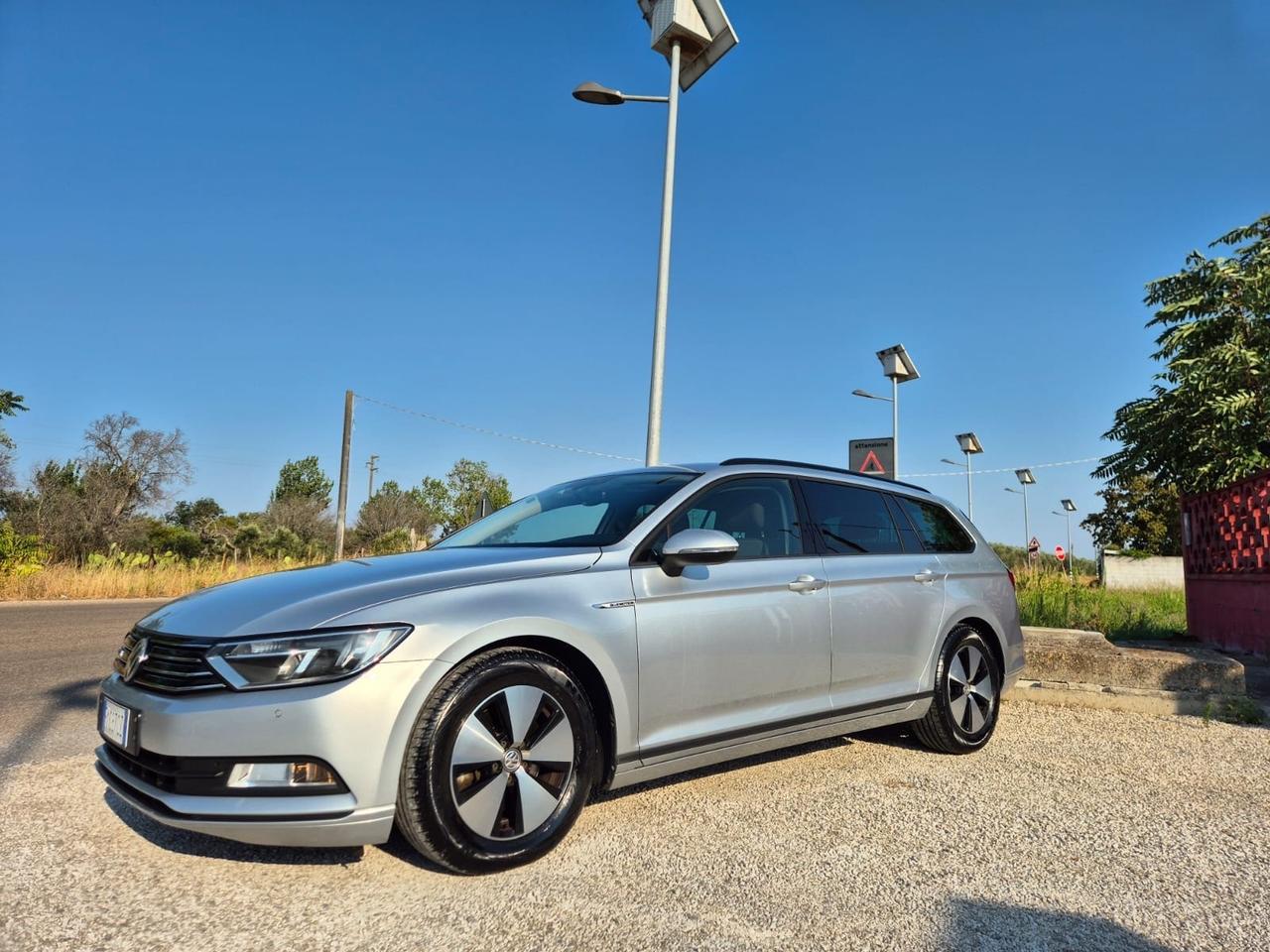 Volkswagen Passat 1.6 TDI Business BlueMotion Technology