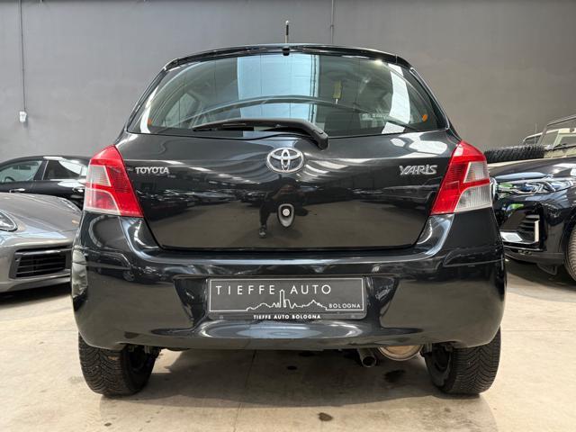 TOYOTA Yaris 1.3 5 porte Sol