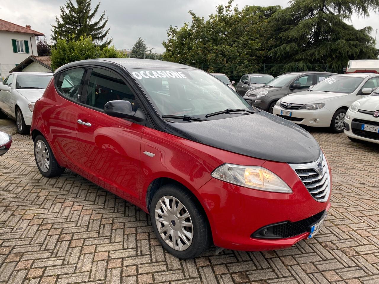 Lancia Ypsilon 1.2 69 CV 5 porte Elefantino