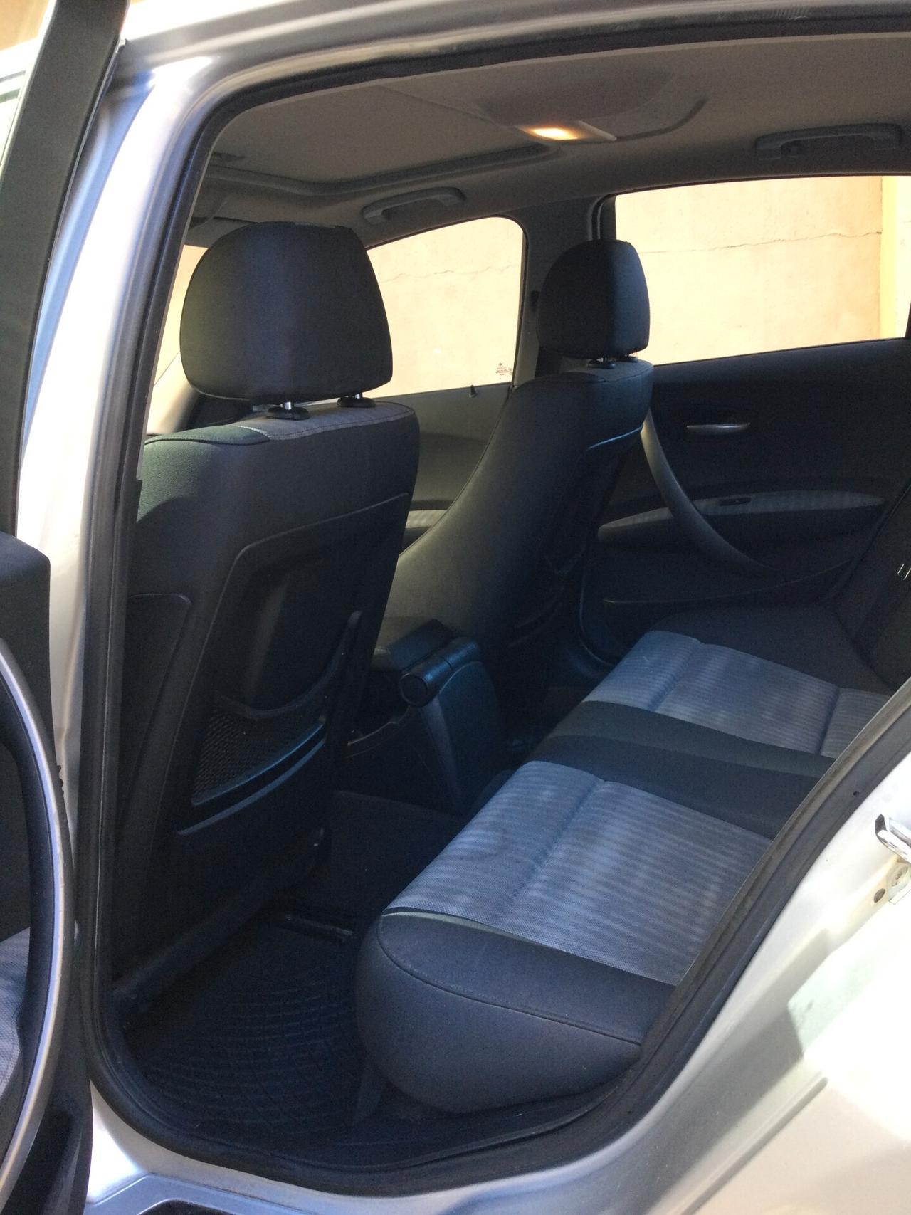 Bmw 118d cat 5 porte Attiva