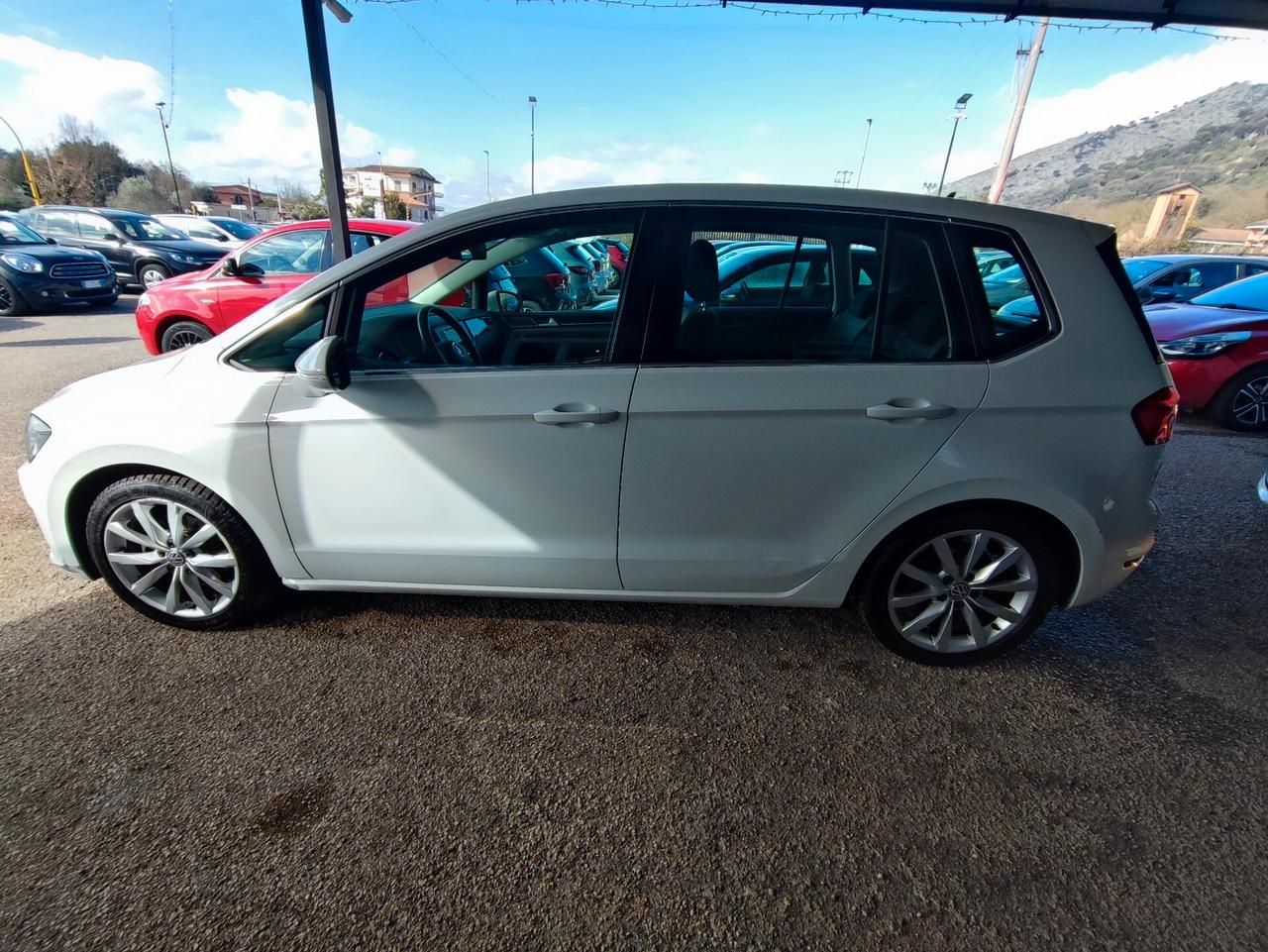 Volkswagen Golf Sportsvan 1.6 TDI 110CV Highline BlueMotion Technology