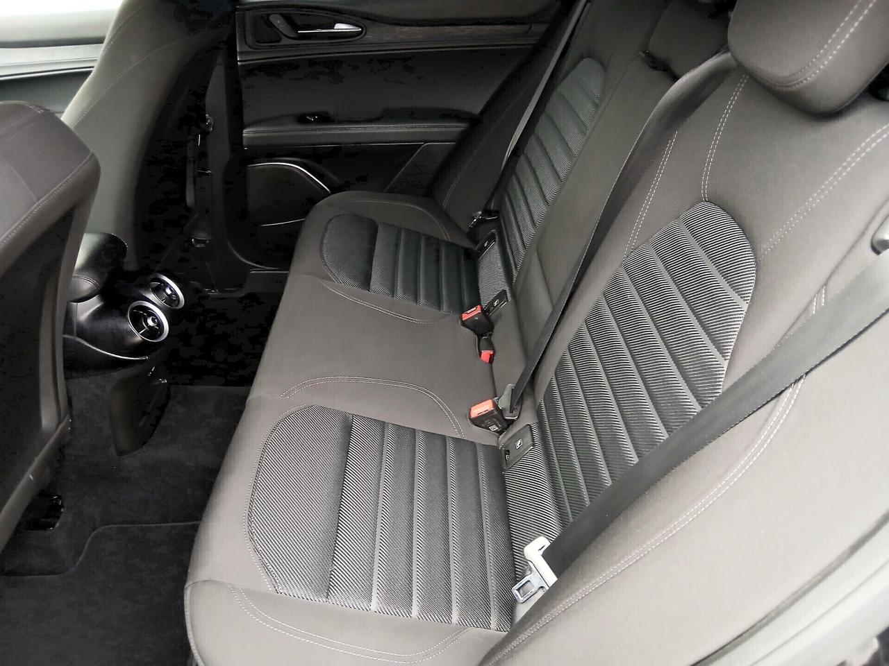 Alfa Romeo Stelvio 2.2 Turbodiesel 190 CV AT8 Q4 Business