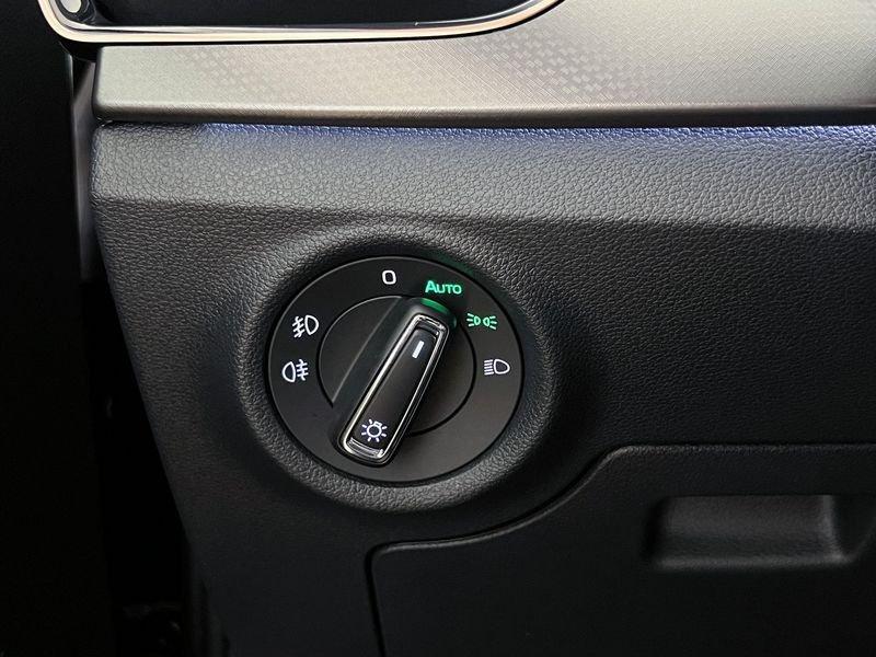 Škoda Kamiq Kamiq 1.0 tsi Black Dots 110cv