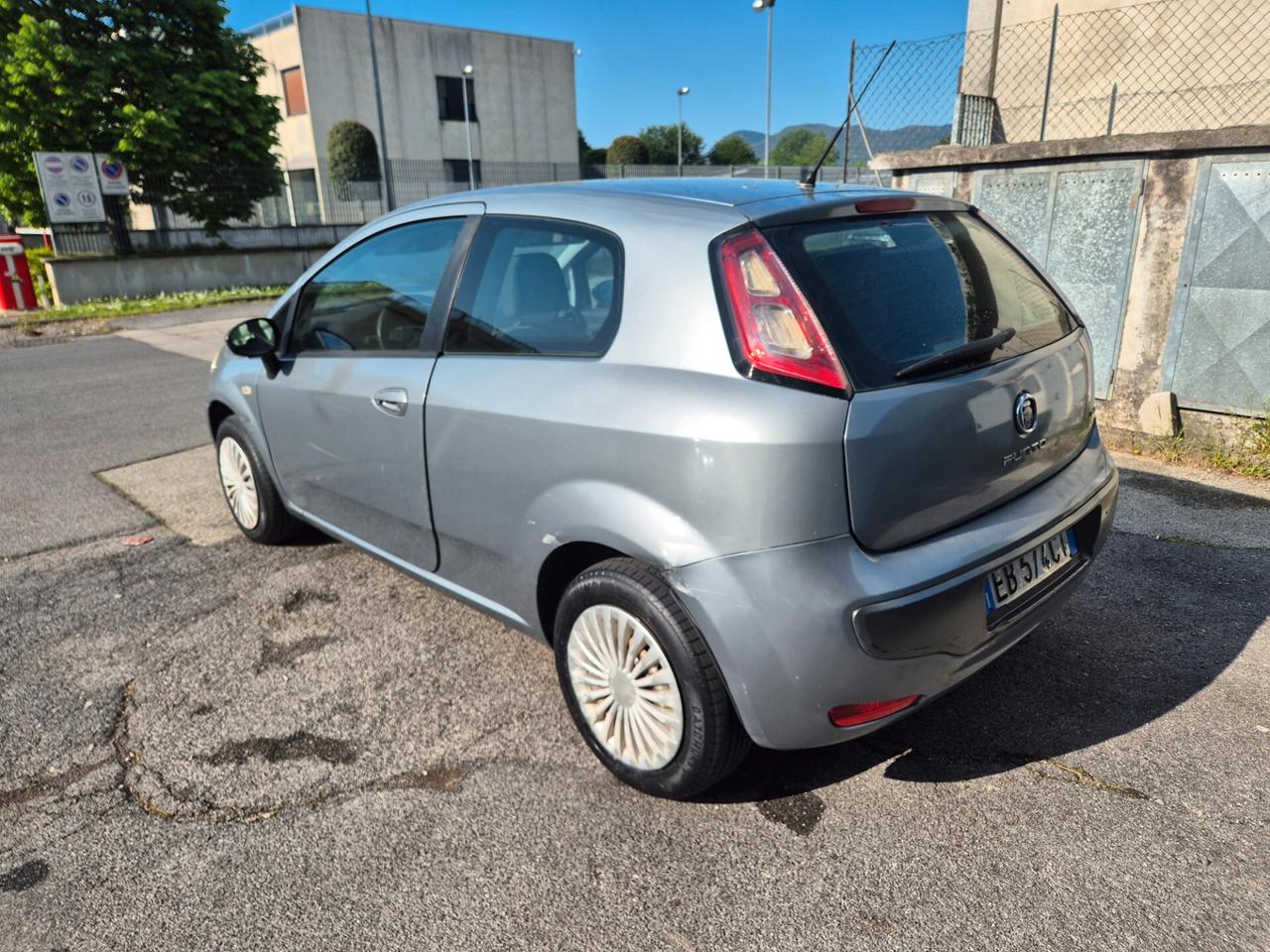 Fiat Punto Evo 1.2 3 porte Active POCHI KM