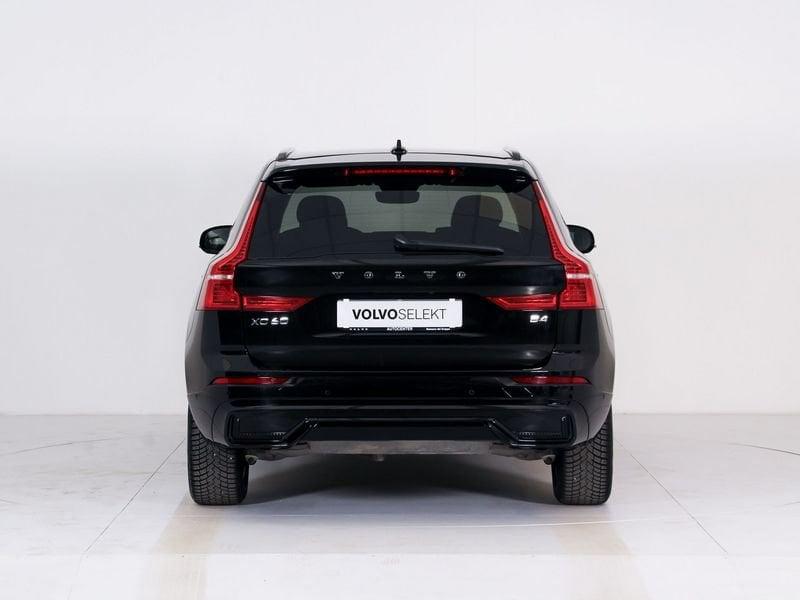 Volvo XC60 B4 automatico Plus Dark