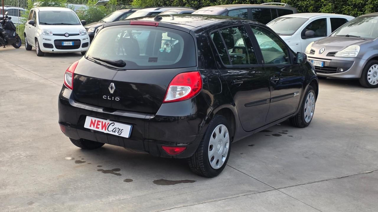 Renault Clio 1.2 16V 5 porte GPL Dynamique