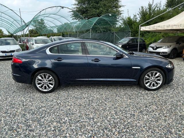 Jaguar XF 2.2 D 200 CV Luxury Business Plus automatica