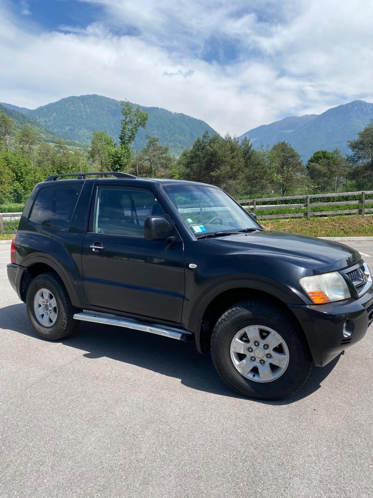 Mitsubishi Pajero 2.5 4x4