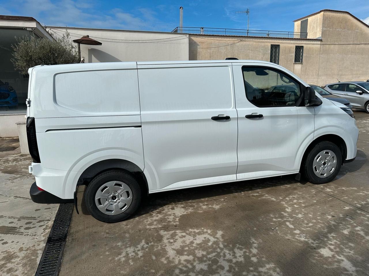 FORD TRANSIT CUSTOM VAN TREND 2.0 ECOBLUE 136CV
