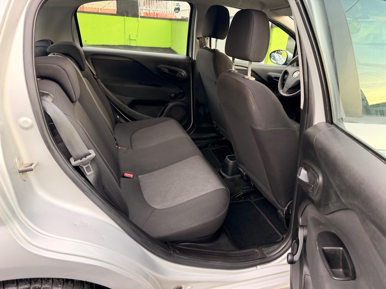 Fiat Punto STREET 1.2 8V km 140.000 Anno 2015