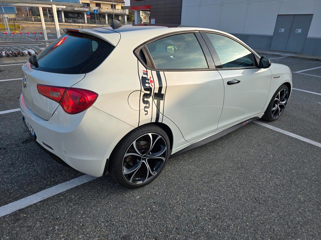 Alfa Romeo Giulietta 1.4 Turbo Veloce Omologata a libretto