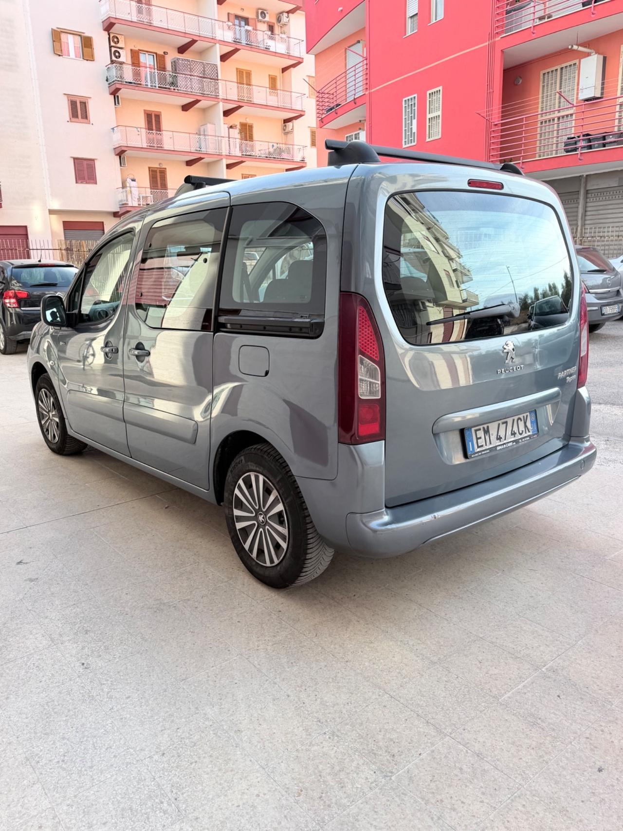 Peugeot Partner Tepee 1.6 HDi 92CV Outdoor