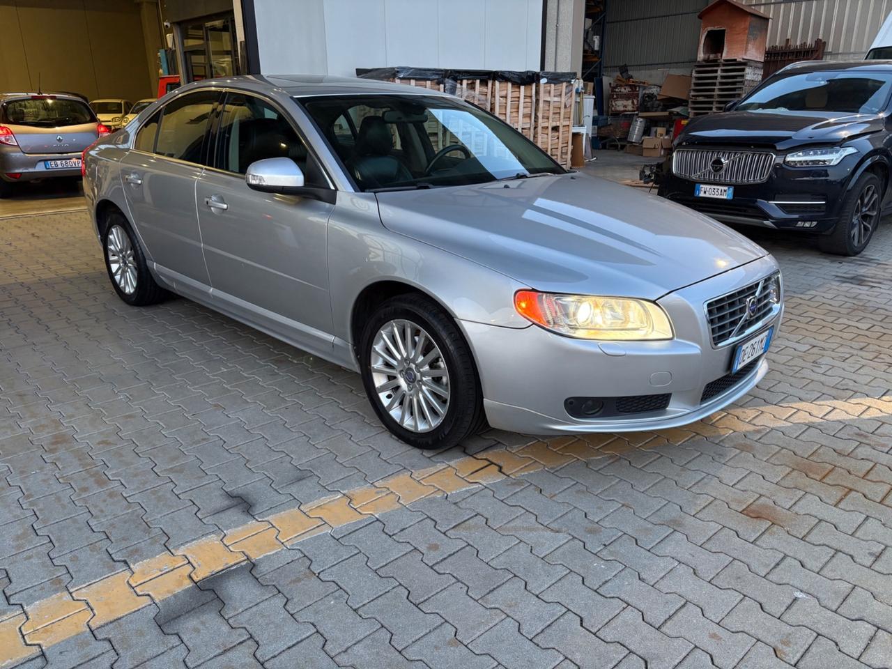 Volvo S80 2.4 D5 185 CV Summum