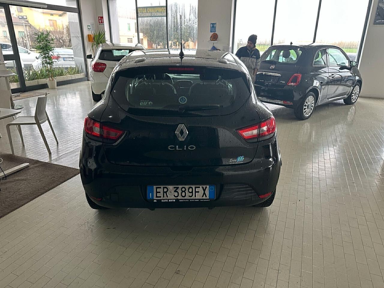 Renault Clio 1.2 75CV 5 porte METANO