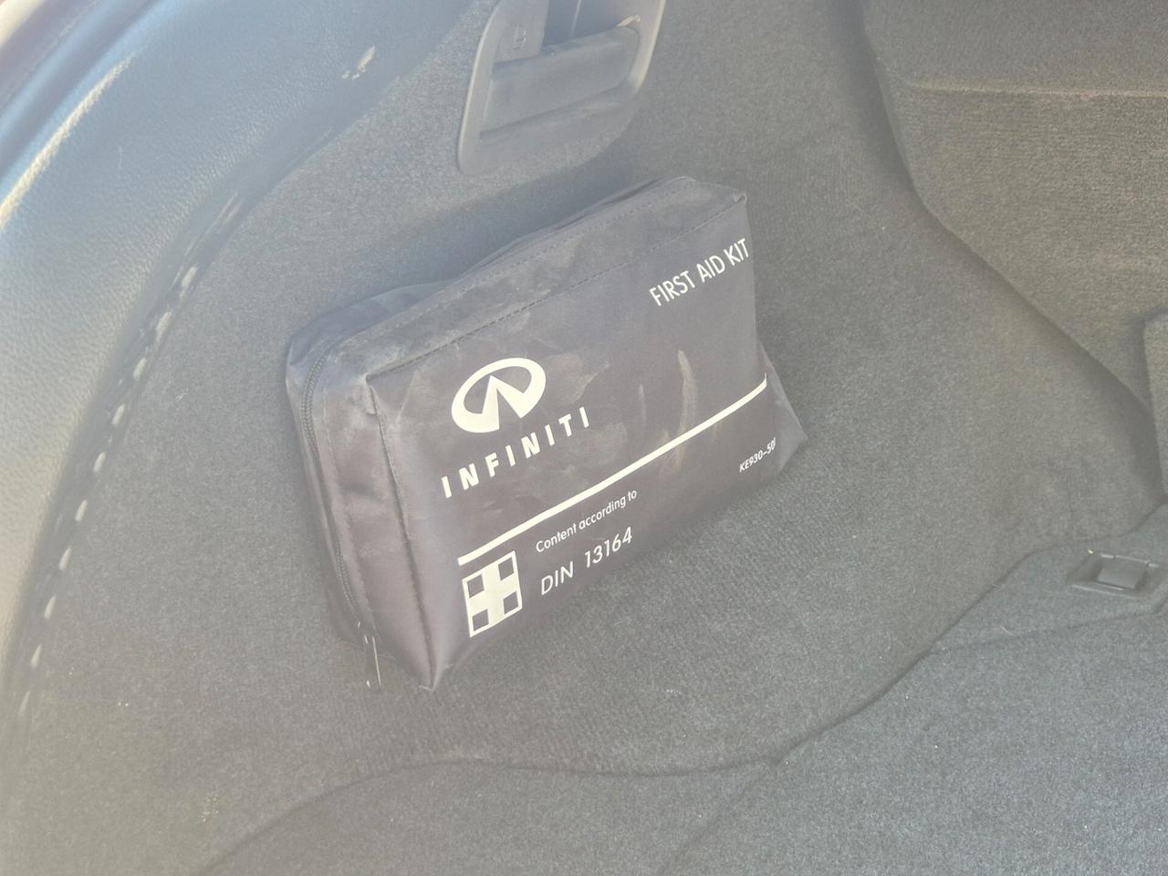 Infiniti QX70 3.0 diesel V6 AT S Premium