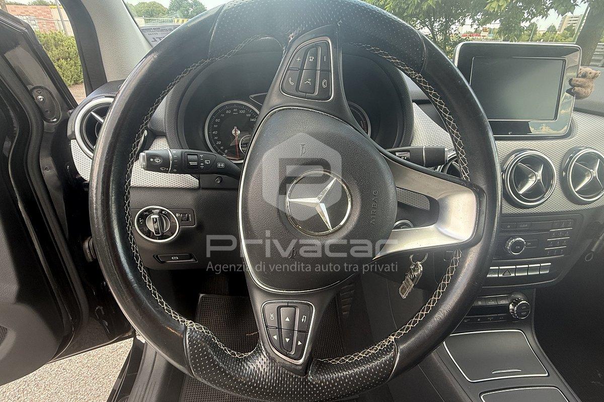 MERCEDES B 250 e Sport