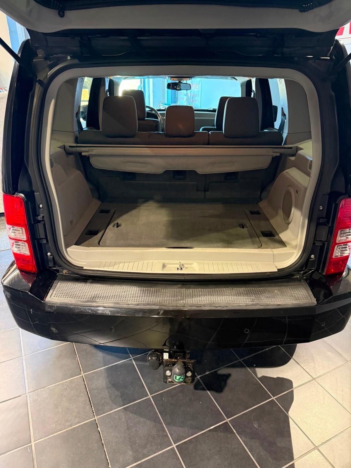 Jeep Cherokee 2.8 -4x4 -AUTOMATICA